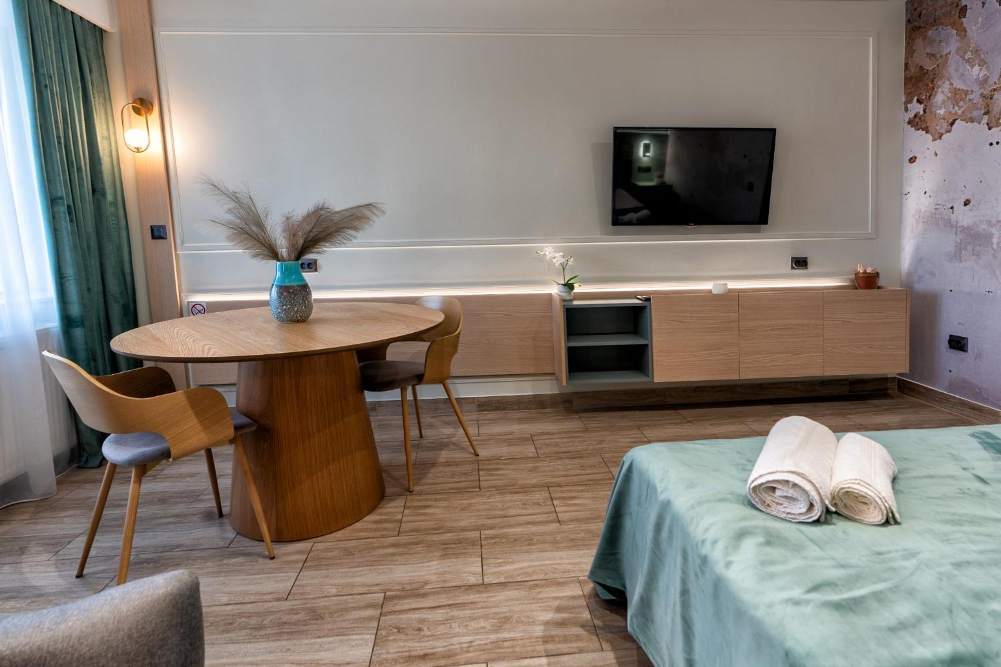 Marcos Studio Nice And Cozy 皮特什蒂 外观 照片